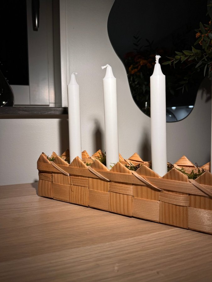 Otroligt vacker hemslöjd adventsljusstake - Advent Jul Retro