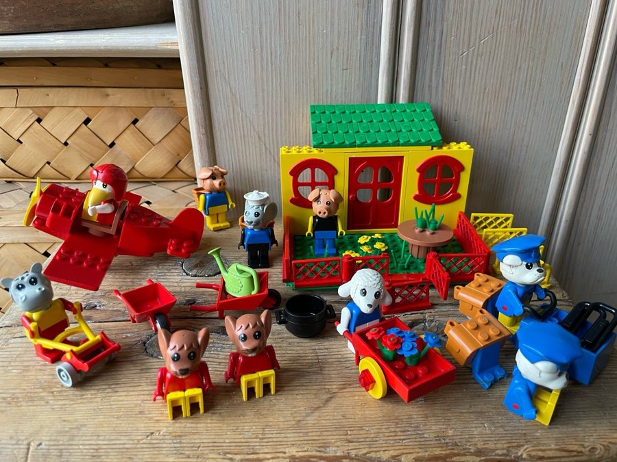 Lot FABULAND Lego vintage djur hus flygplan mm