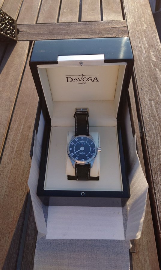 Davosa Newton 44mm