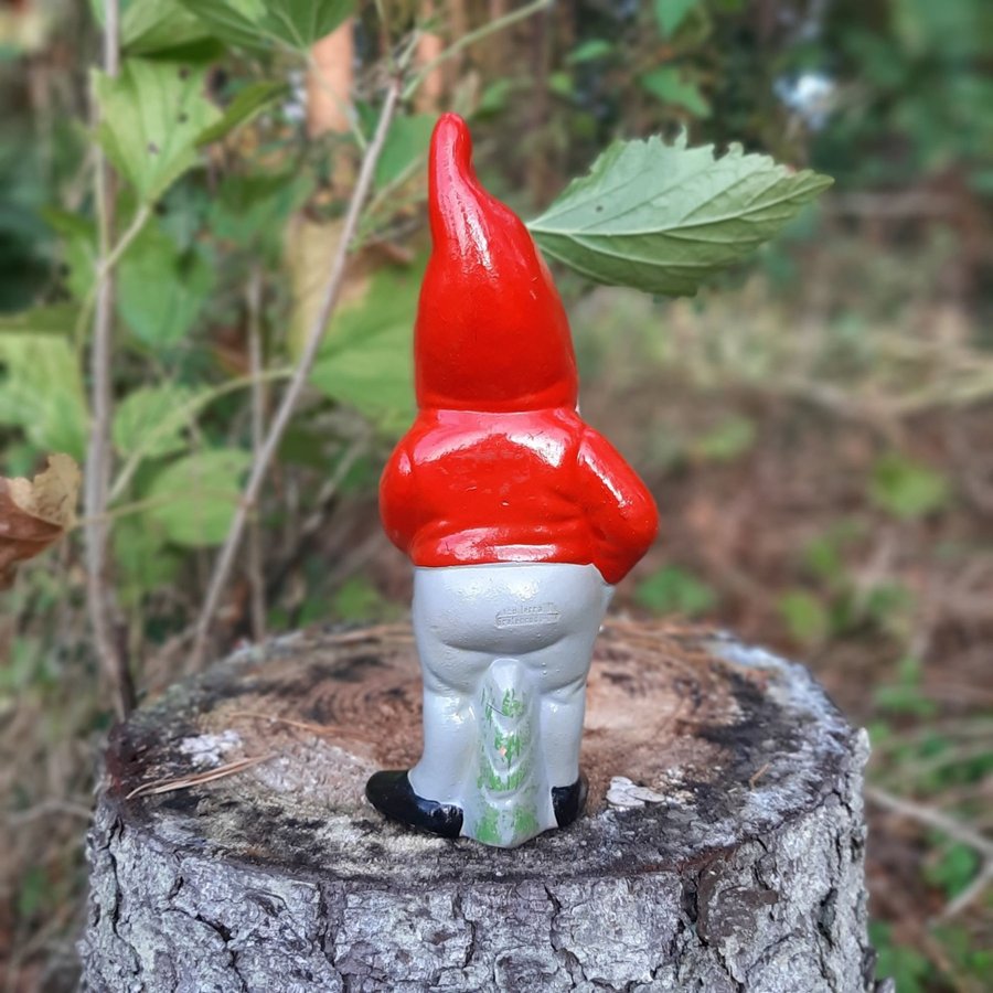 Tomtefigur i keramik med pipa 165 cm tomte