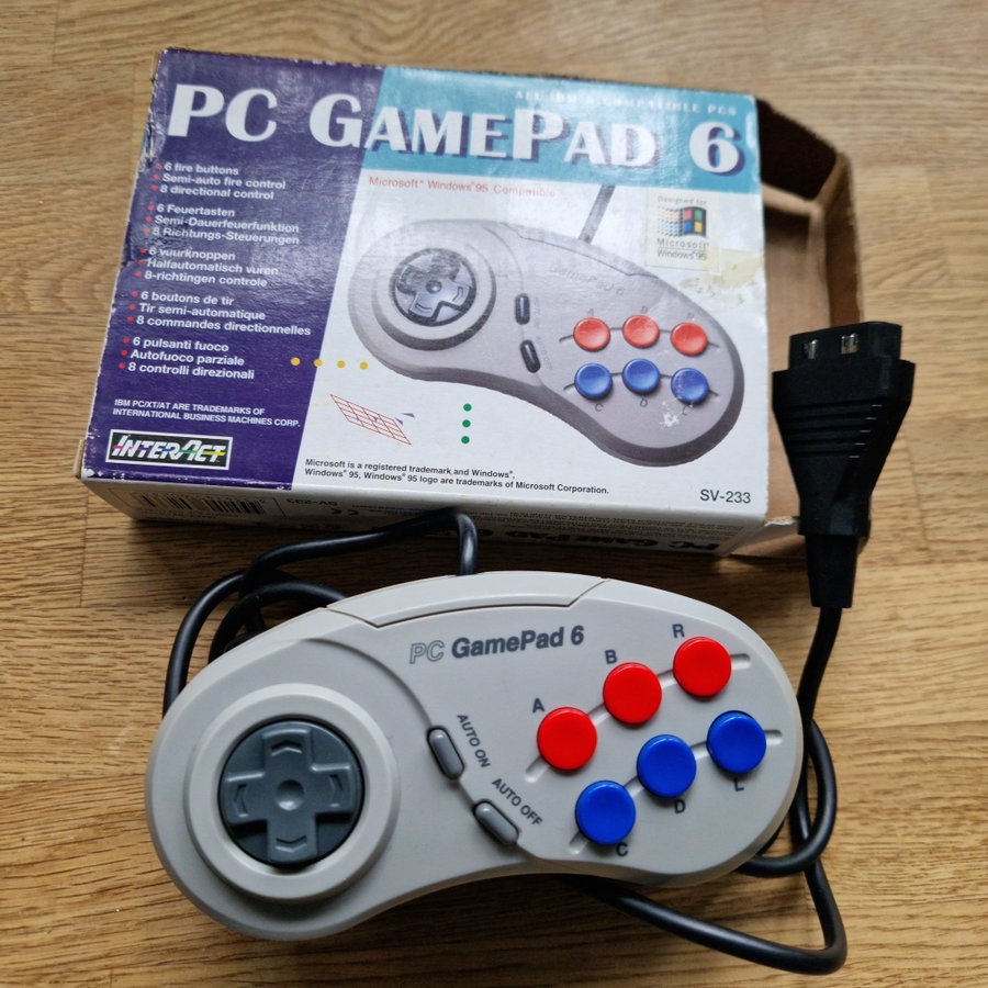 InterAct PC GamePad 6 handkontroll dator retrodator