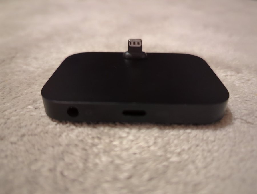 iPhone Lightning Dock - Black