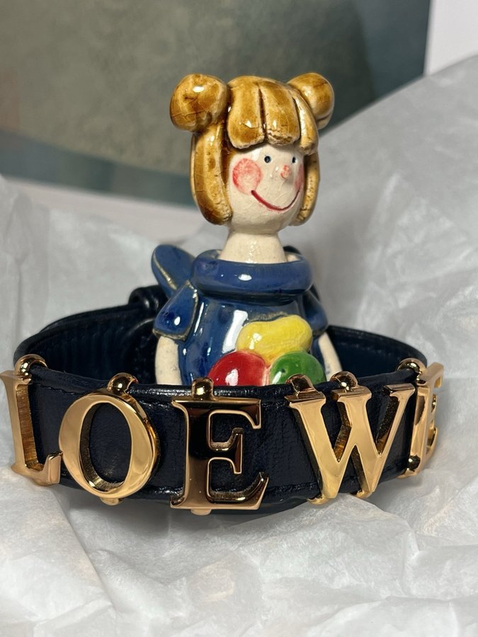 LOEWE like new leather bracelet