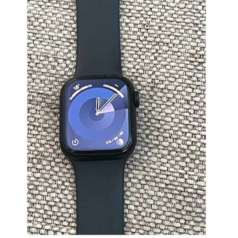 Apple Watch Series 7 GPS 41mm Svart