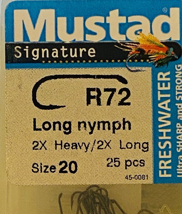 MUSTAD flugfiske krokar. Storlek 20 .R72. 25 krokar i oöppnad förpackning