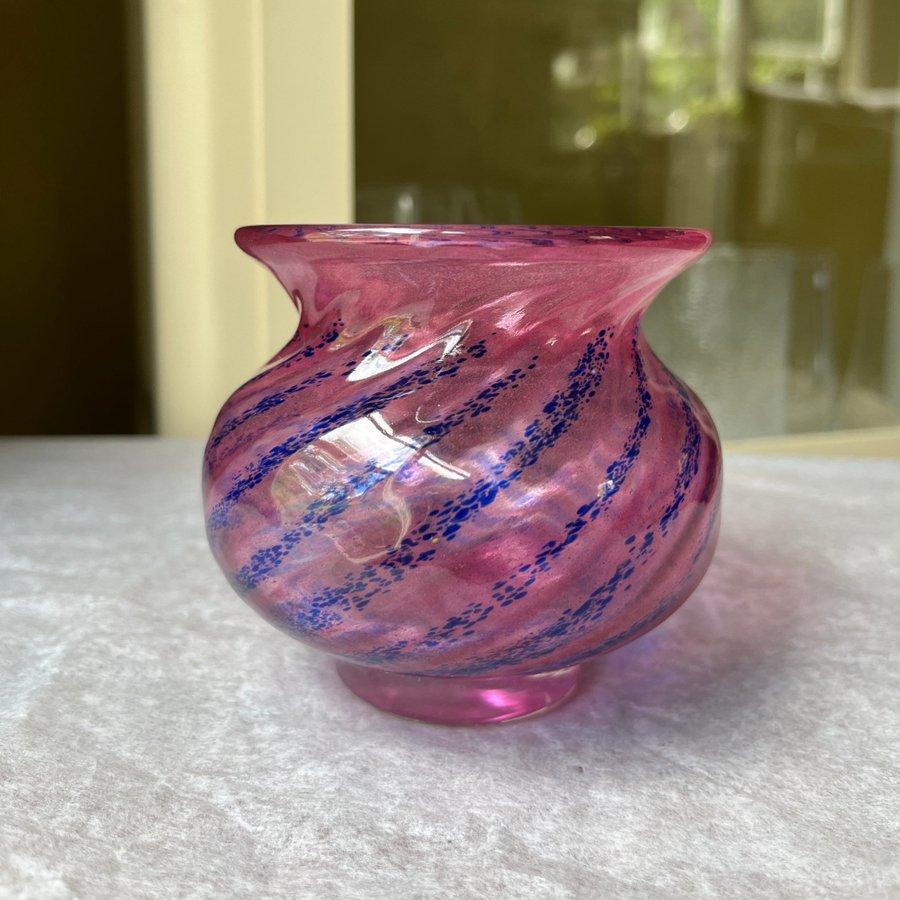 LJUSLYKTA * GLAS * ROSA * LILA * SPIRAL * KOSTA ? * VINTAGE * RETRO