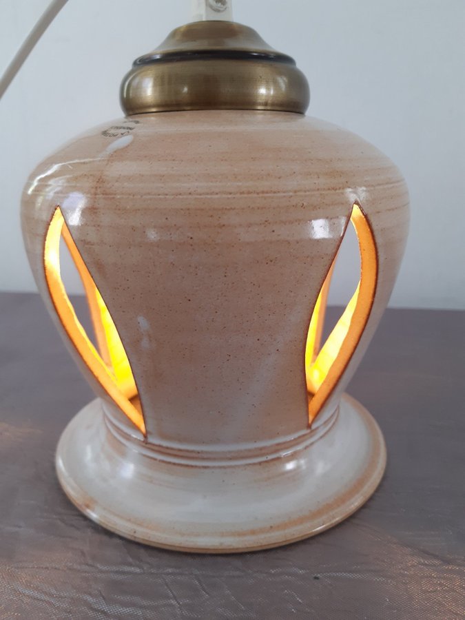 LA POTERIE PROVENCE FRANCE FÖNSTERLAMPA KERAMIK KUPA AKLAMPA LAMPA BELYSNING