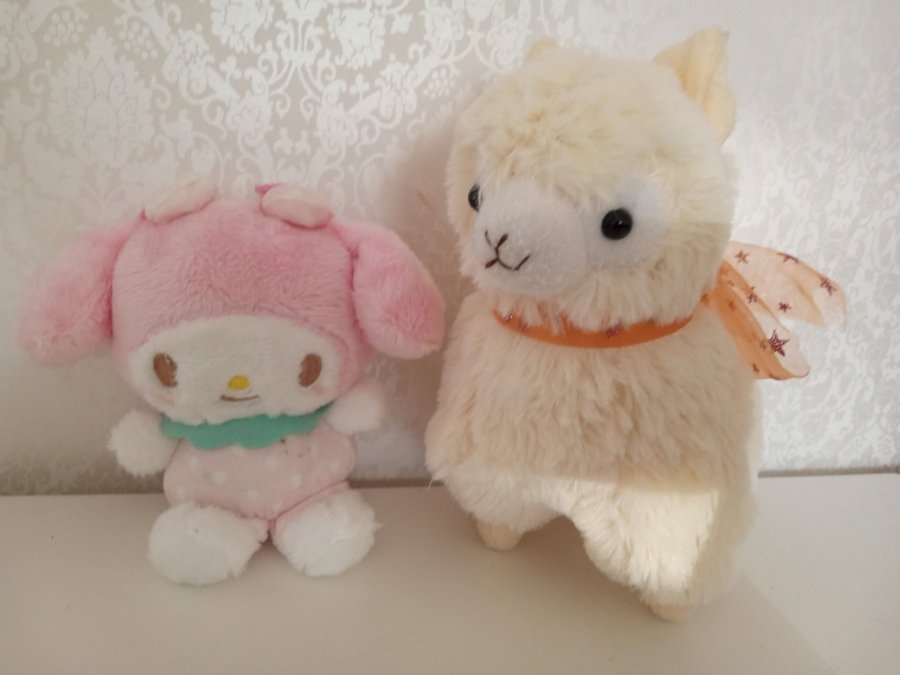 My Melody och Alpacka Plyschdjur NYTT