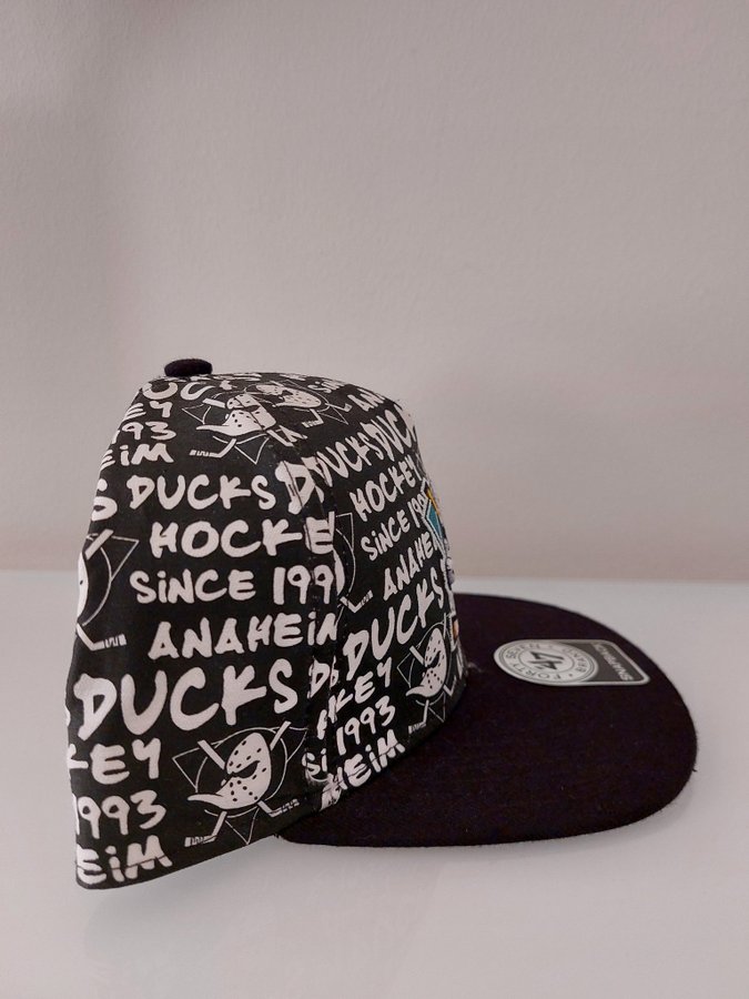 Anaheim Mighty Ducks NHL 47 Brand svart keps hockey, snapback ONE SIZE