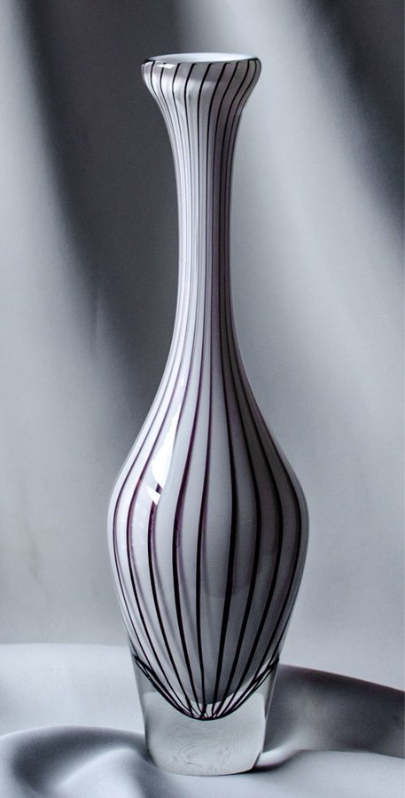 Randig vas, 1950-tal - Glimma Glasbruk - Marcolin, Murano - lila vit, konstglas