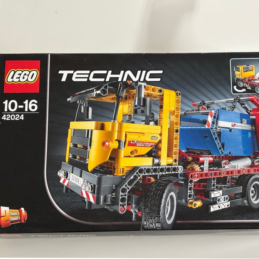 OÖPPNAD LEGO Technic 42024 - Container Truck