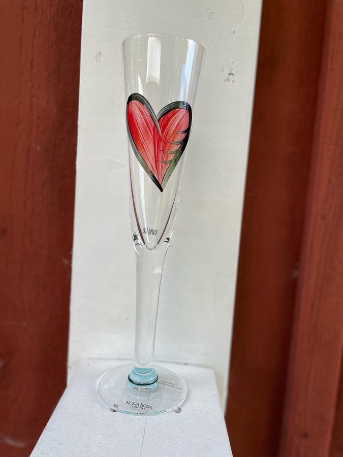 1st champagne glas 25cm Kosta Boda @ Hearts @ Ulrica Hydman Vallien