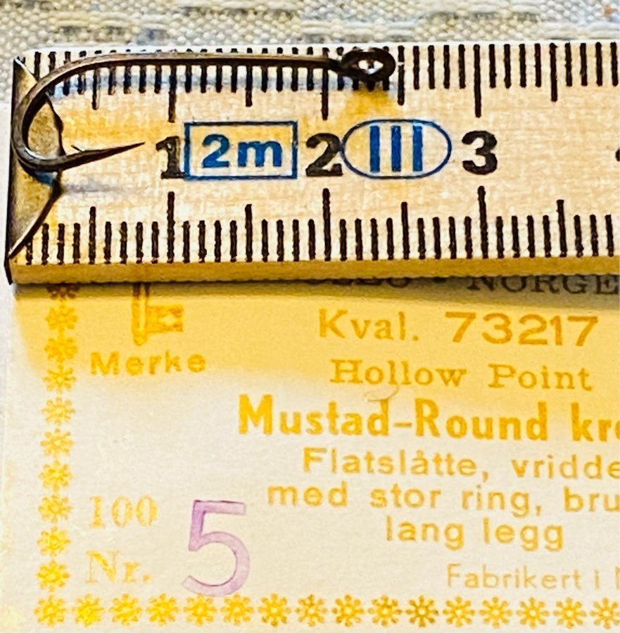 OBS Mustad nr5 Qual 73217  Otroligt fin kvalitet på dessa 100krokar i sin ask!