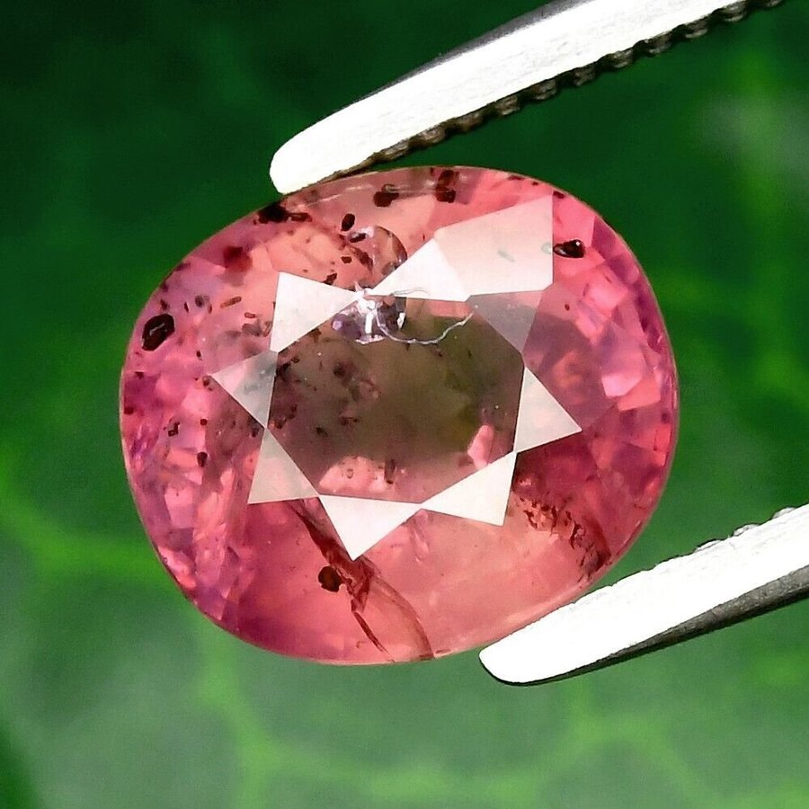 Sapphire Padparadscha 1.5Ct.