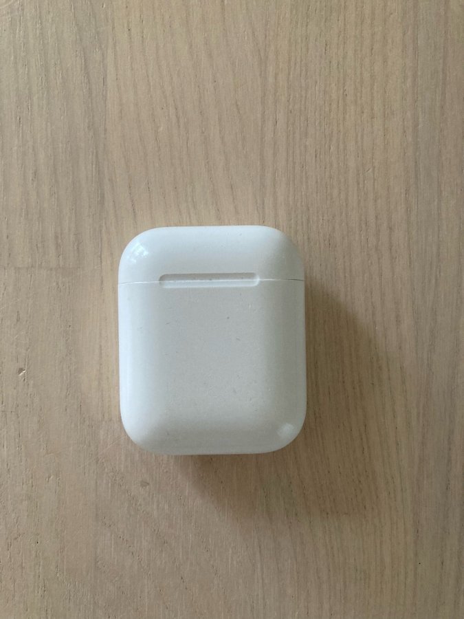 Ej fungerande Apple AirPods hörlurar läs beskrivning A1602