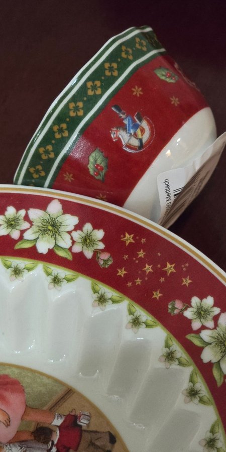 Villeroy  Boch Toy's Delight Jul-Ljusstake och en skål. Nya. Julklapp.