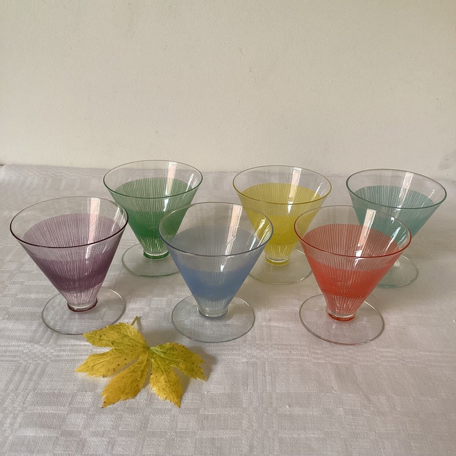 6 Retro COCKTAILGLAS BODA SWEDEN RANDIGA OLIKA FÄRGER 50-tal Glas Cocktail Drink