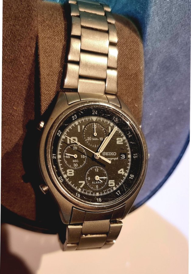 Seiko Chronograph Alarm