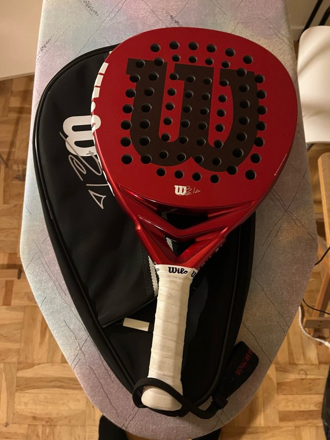 Wilson Bela Pro 25 2024 Padelracket