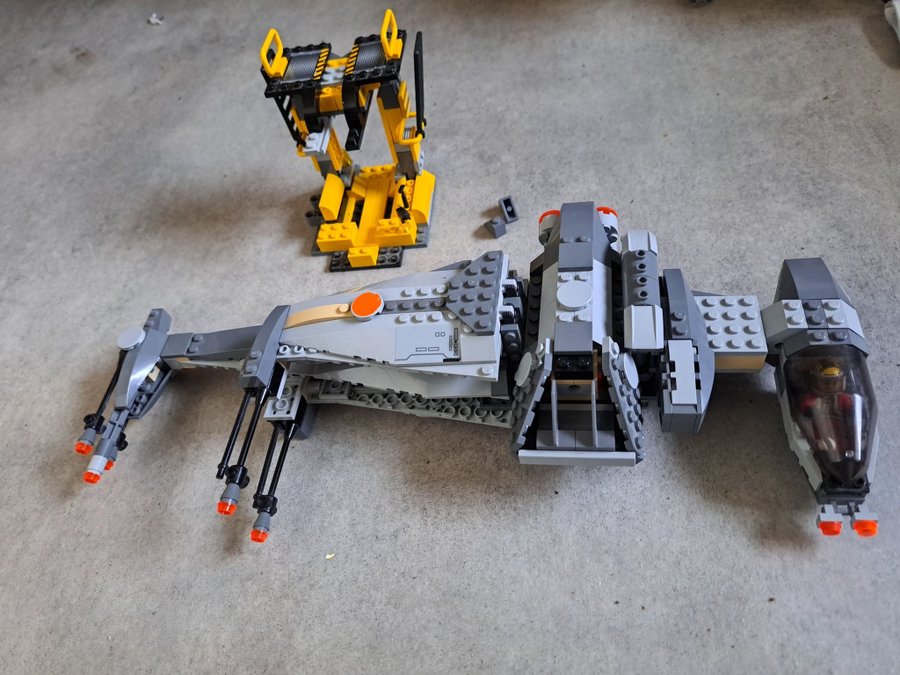 Lego Star Wars 6208 B-wing Fighter