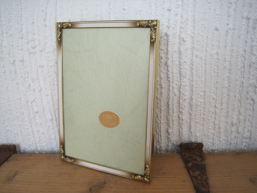 Vintage Fotoram Metallram Med Kupat Glas 13,5 x 18,5