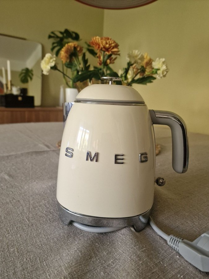 SMEG vattenkokare