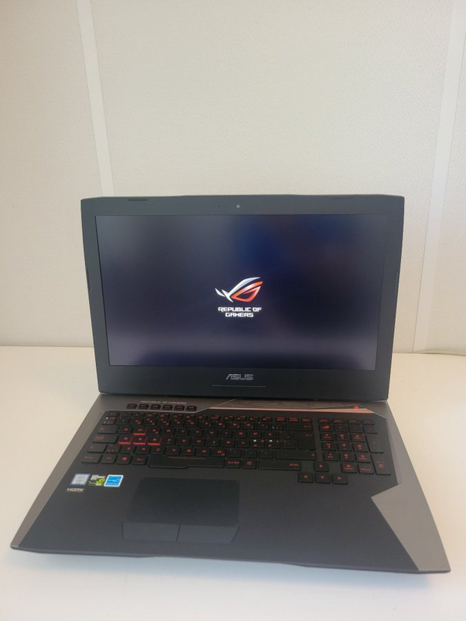 ASUS ROG G752VY GTX980M I7-6700HQ 16GB-RAM 256-SSD 1-TB (HARD) 17,3 75Hhz Full