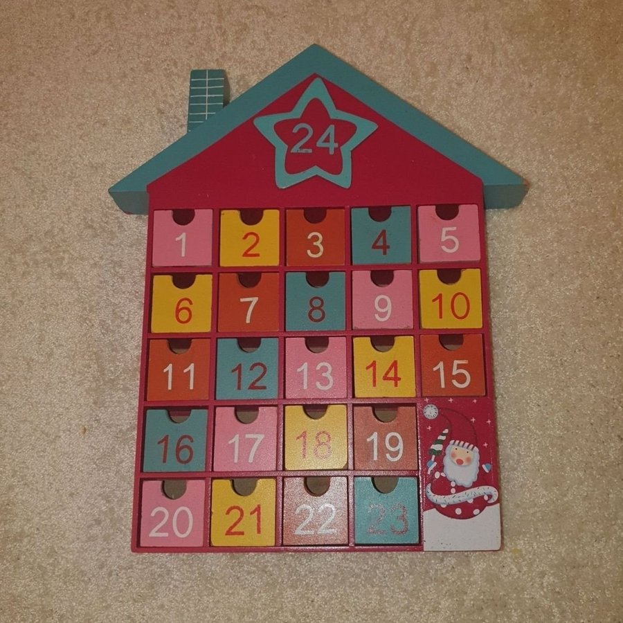 Retro adventskalender i trä