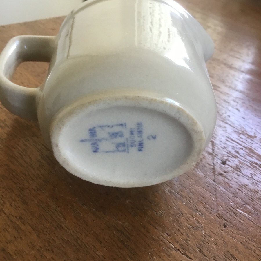 Gräddsnipa milkjug 01 L Arabia h 73 cm Suomi Finland Antik 1930 tal