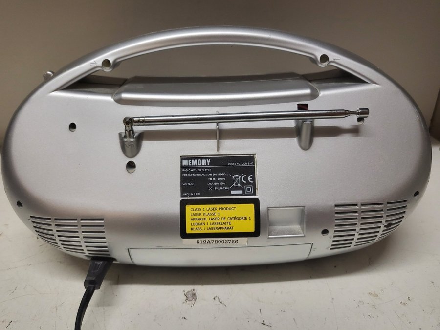 MEMORY CD  Radio model CDR-6100