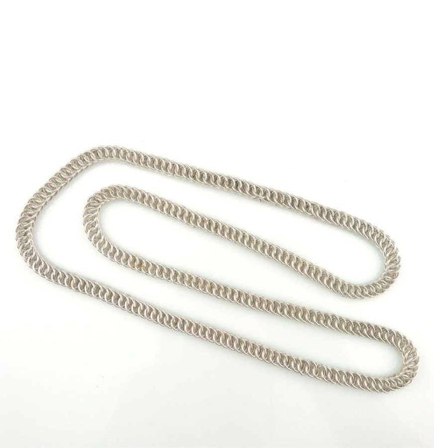 HALSBAND, silver, 68cm, 67,17g, sluten länk, b: 7mm.