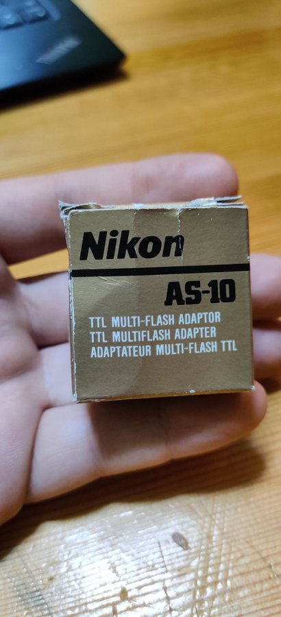 Nikon AS-10 Multi-Flash Adaptor / Multiblixtadapter