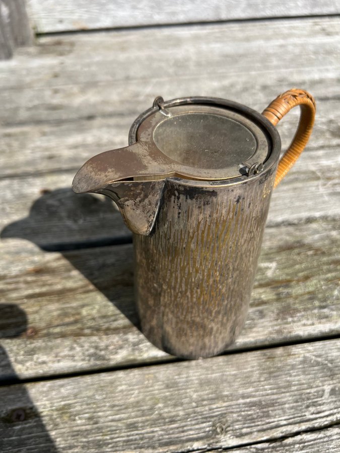 CHOKLADKANNA. nysilver, metallvarufabrik F. W Quist, Tyskland, tidigt 1900-tal.