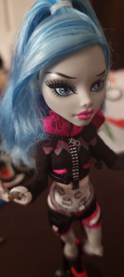 Monster high - ghoul spirit - ghoulia