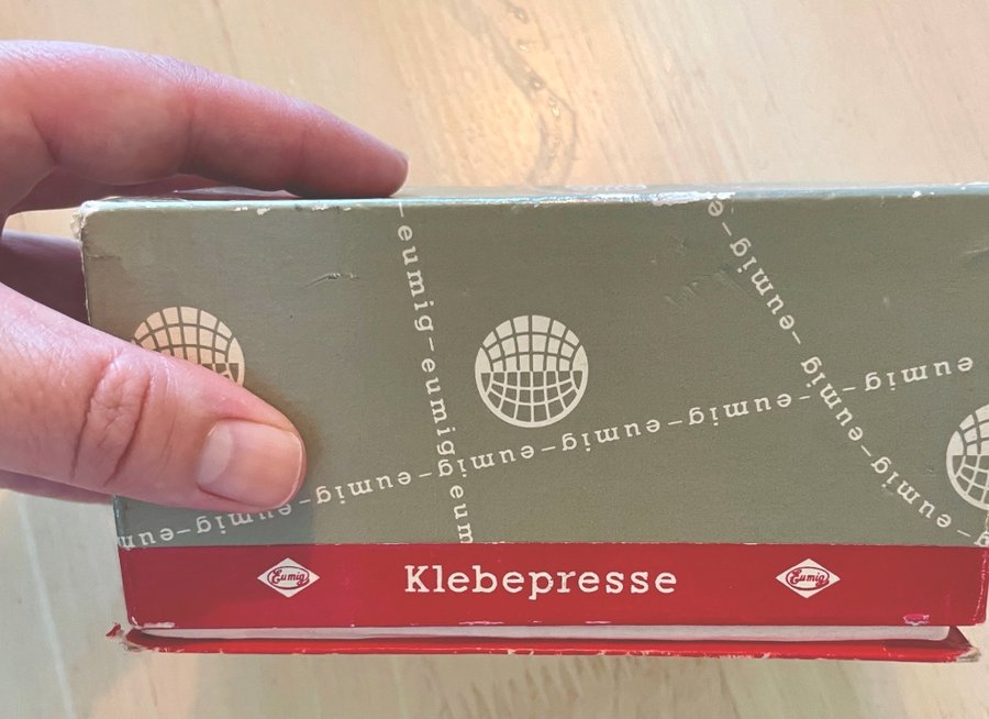 Eumig Klebepresse