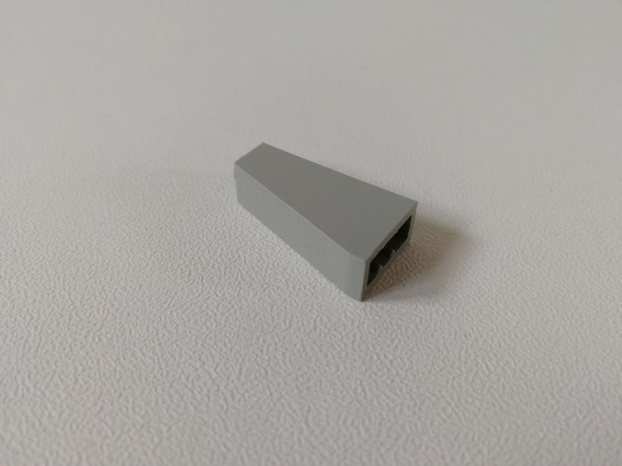 Lego - sned - slope - 2x1x3 - part 4460 - ljusgrå (old light gray)