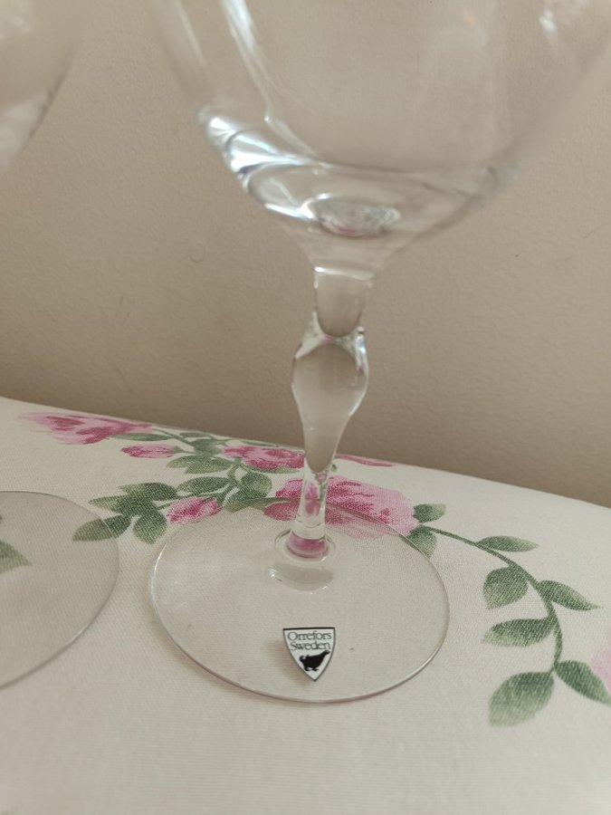 2 ST ORREFORS GLAS H 23CM:D 7:8CM