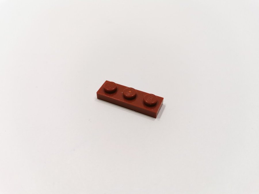 Lego - plate - platt - bas - 1x3 - part 3623 - vinröd (dark red)