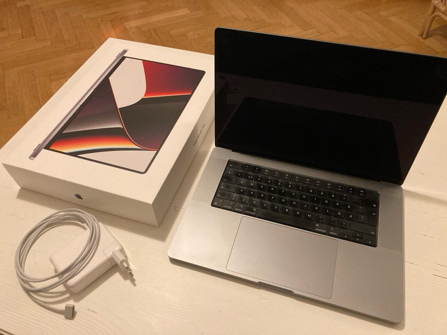 MacBook Pro 16 tum, M1 Max, 64 GB RAM