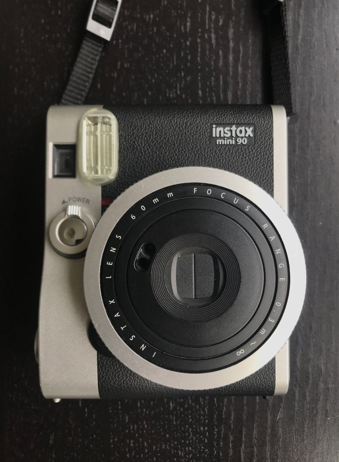 Fujifilm Instax Mini 90 Neo Classic + 20 bilder