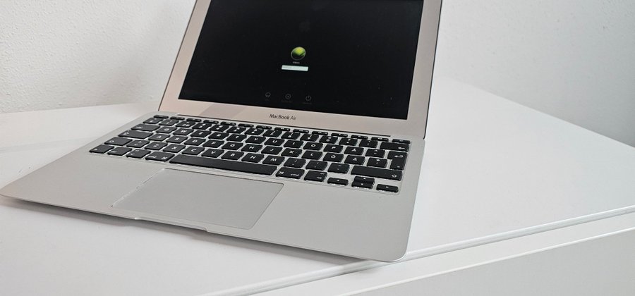 MacBook Air 11 tum mitten av 2013