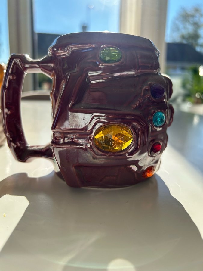 Marvel Infinity Gauntlet Mugg