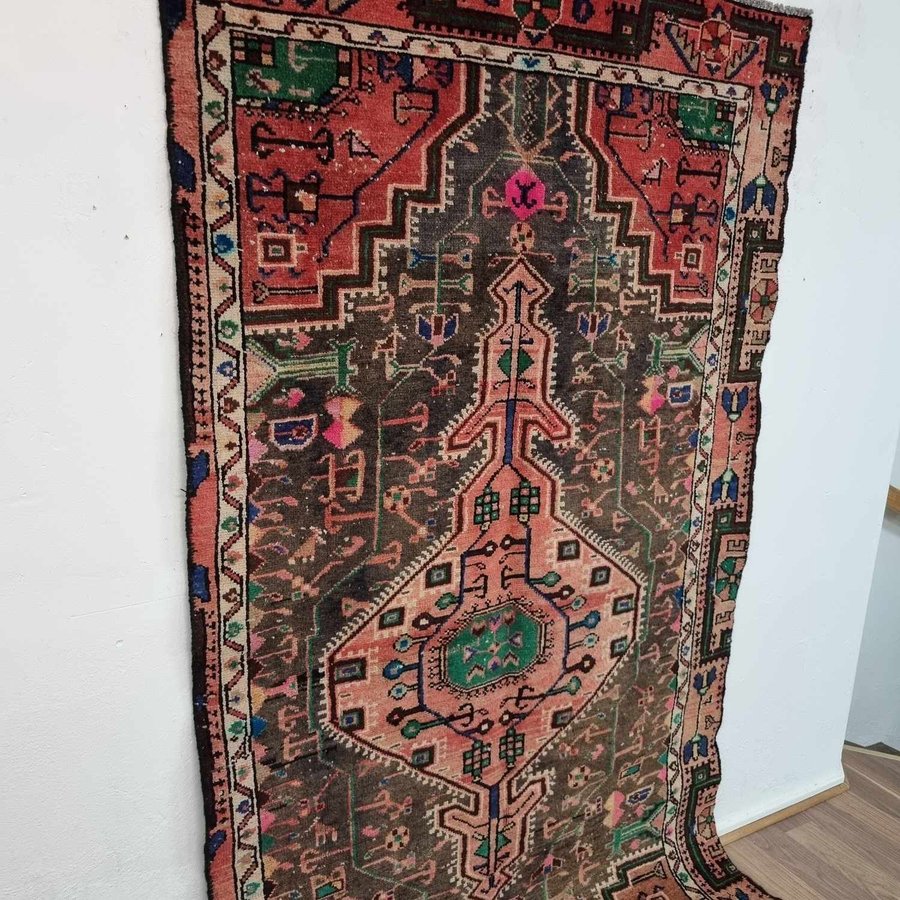 Äkta Vintage matta ca: 223x115 cm - LAGERRENSNING AUKTION