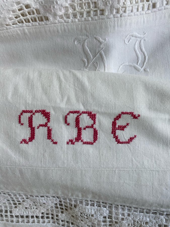 Broderi Hardangersöm Vitbroderi Överlakan Vintage Romantik