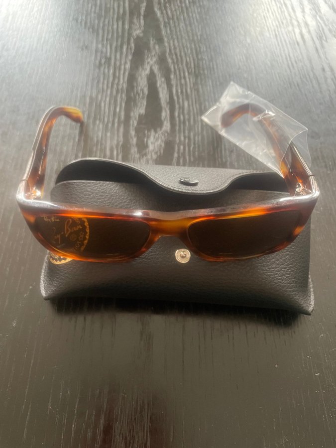 Ray-Ban Solglasögon RB2187 954/33