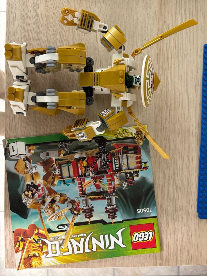 LEGO Ninjago 70505 Golden Ninja Mech