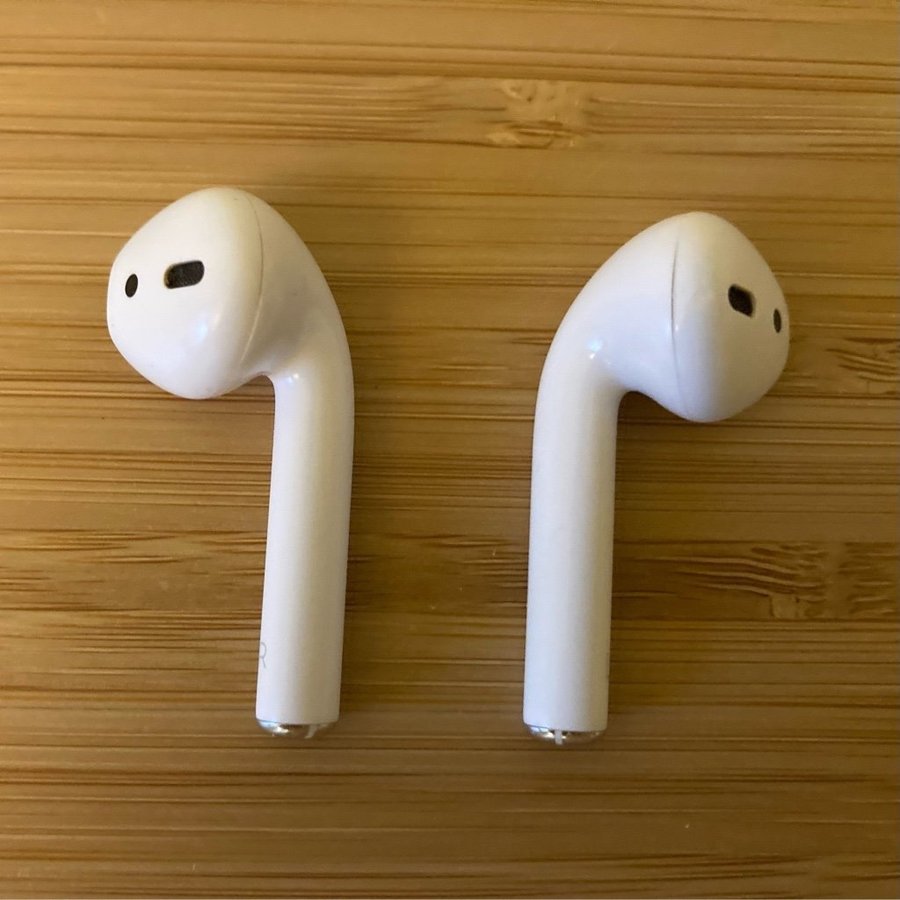 Apple AirPods 2Gen MYCKET BRA SKICK