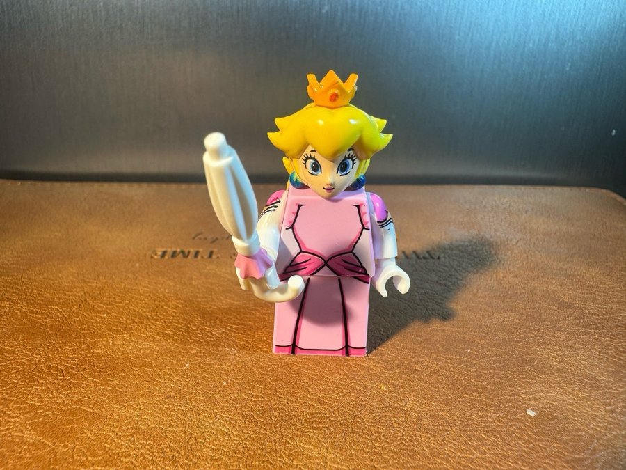 Super Mario Princess Peach Figur