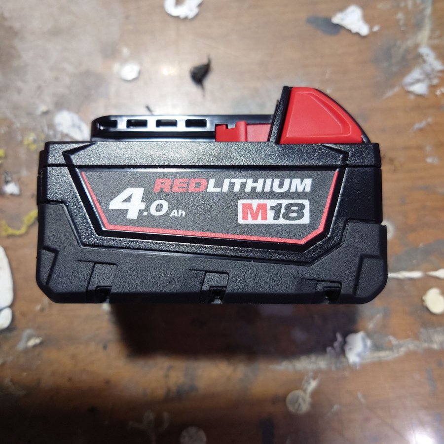 Milwaukee M18 REDLITHIUM 4.0 Ah batteri