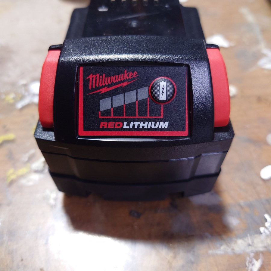 Milwaukee M18 REDLITHIUM 4.0 Ah batteri